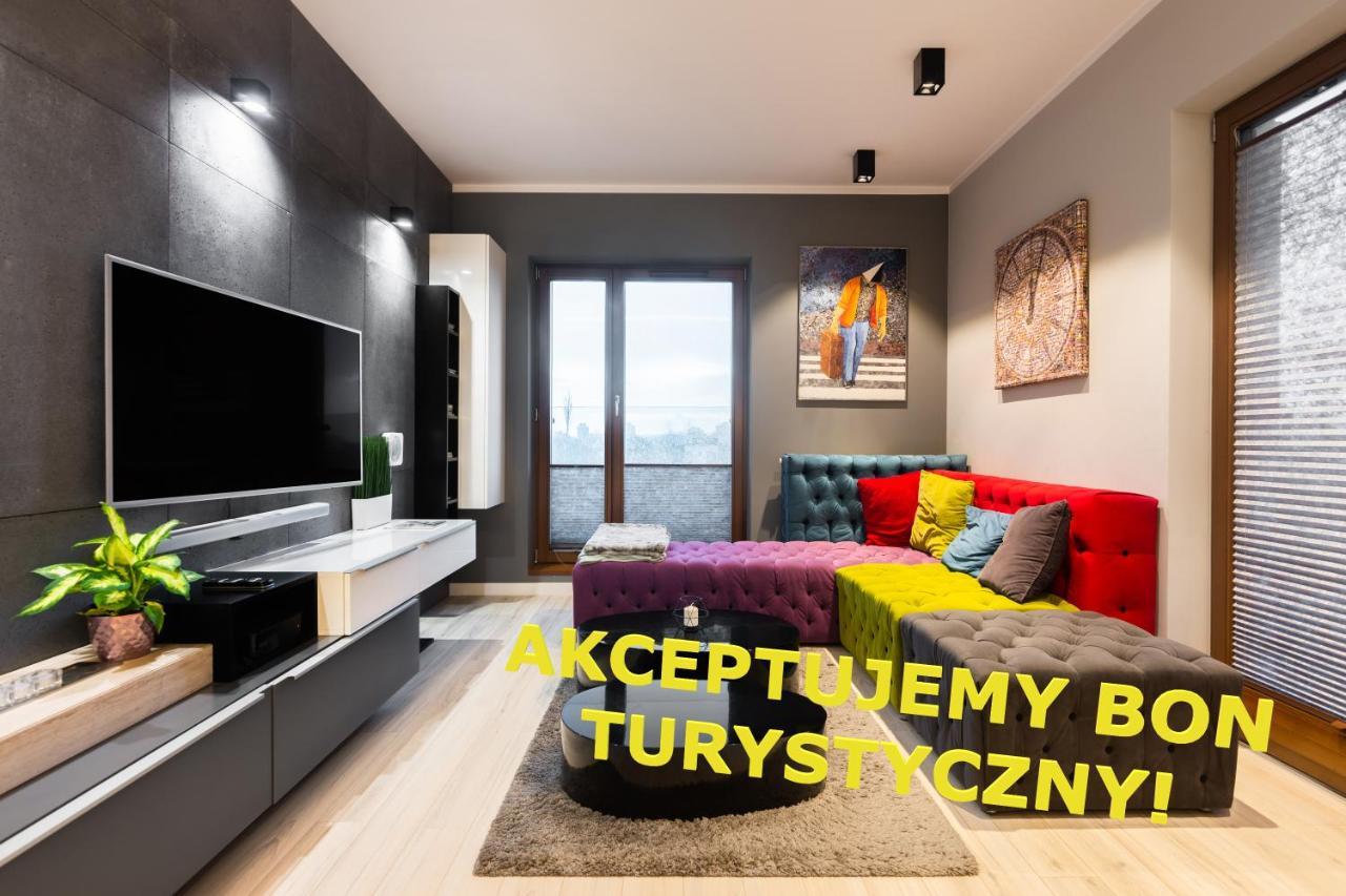 Elegant Business Accommodation With Parking - By Upstairs Kraków Exteriör bild